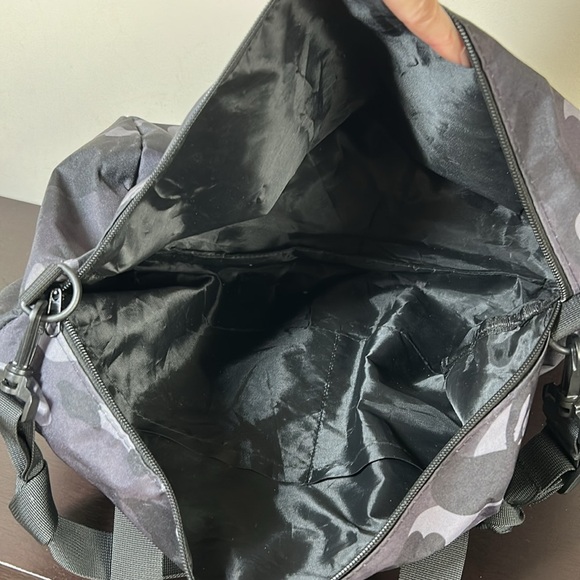 BAPE A Bathing Ape Duffle Bag City Camo Black Large Shoulder strap zip top - Picture 9 of 10